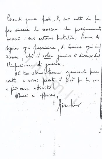 L’immagine riproduce la fotocopia della quarta facciata della lettera scritta da Gioacchino Gesmundo all’ex-alunno Paolo Aringoli. 