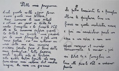 L’imagine riproduce la lettera di Violante Momesso alla madre. Il documento è diviso in due colonne, scritte su un foglietto di carta bianco.