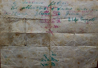 L'immagine riproduce il retro dell'ultimo messaggio di Aldo Pezzato, scritto ai genitori dal carcere di Piedimonte d'Alife due giorni prima della morte
