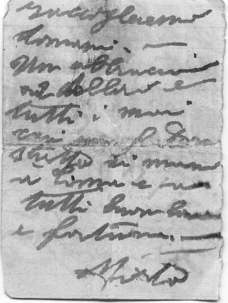 L’immagine riproduce il retro della sesta pagina della lettera di Andrea Mensa ai compagni di lotta, fatta probabilmente uscire clandestinamente dal suo luogo di detenzione. Il documento è scritto a penna nera su piccoli biglietti di carta a righe.