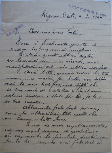 L’immagine riproduce la prima facciata della lettera scritta da Antonio Lalli al figlio, nel carcere di Regina Coeli, il giorno stesso della sua esecuzione.
Il documento è scritto a penna su un foglio di protocollo a righe, e presenta il timbro del carcere di Regina Coeli in alto a destra, e quello "Visto p. censura" a sinistra.