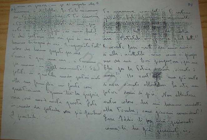 L’immagine riproduce la seconda e terza pagina della lettera scritta ai genitori da Domenico Rasi.