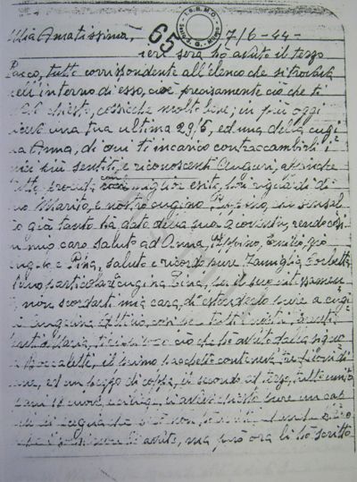 L’immagine riproduce la fotocopia della prima facciata della lettera scritta da Enrico Bracesco alla moglie il 7 giugno 1944. Il documento originale è vergato su un foglio a righe.