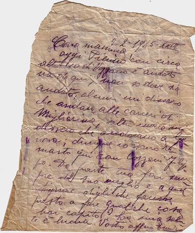 L’immagine riproduce la prima facciata dell’ultima lettera di Enrico Bucchioni alla madre, scritta il giorno prima di essere fucilato.