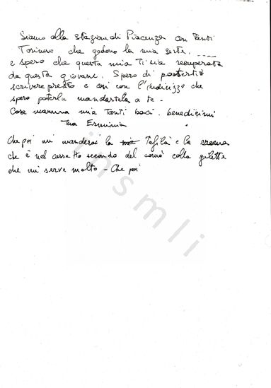 L’immagine riproduce la trascrizione dell’ultima lettera di Erminia Morello, scritta alla madre dalla stazione di Piacenza. 

