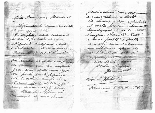 L’immagine riproduce la lettera manoscritta di Fortunato Picchi alla madre. La lettera è scritta su due fogli di carta bianchi.