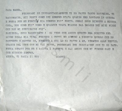L’immagine riproduce la trascrizione a macchina dell’ultima lettera di Giovanni Venturini alla madre, scritta probabilmente nell’imminenza della sua esecuzione e consegnata alla donna dal parroco di Edolo, che assistette spiritualmente il condannato.