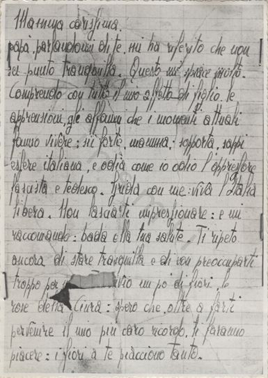 L’immagine riproduce la copia fotografica della lettera autografa scritta da Giuseppe Corne alla madre, in cui il partigiano enuncia il suo Testamento spirituale.
