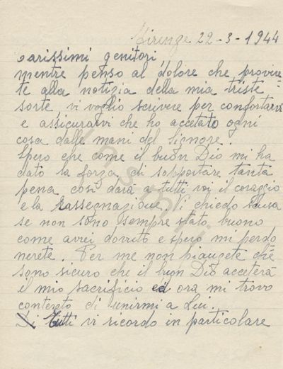 L’immagine riproduce la prima facciata della trascrizione a mano dell’ultima lettera di Leandro Corona, fatta dal padre Daniele ed inviata al Dott. Piero Malvezzi. Il documento è scritto a penna nera sulla prima e la terza facciata di un foglio a righe simil-protocollo, ma dalle dimensioni di un quadernino.