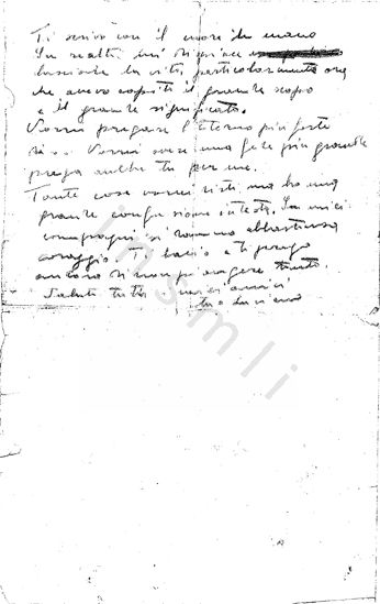 L’immagine riproduce la seconda facciata dell’ultima lettera di Luciano Pradolin alla madre, scritta la sera prima di essere fucilato. Il documento è scritto a matita su foglio bianco.